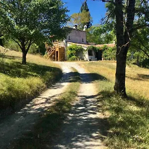https://dans-la-foret-a-15-minutes-de-crest-et-de-saillans-vue.hotels-rhonealpes.com