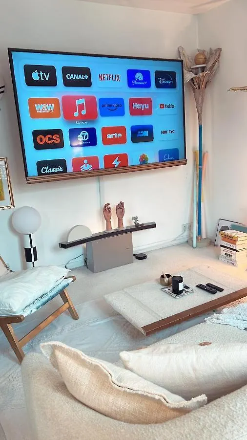 Cozy Paris Apartment 0*,  France